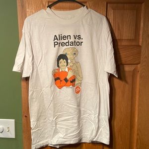 Alien vs Predator Skateboard T-Shirt